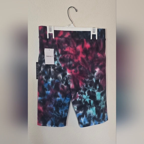 Forever 21 Tie Dye Biker Shorts High Rise Stretch Activewear New Size Large - Picture 2 of 4